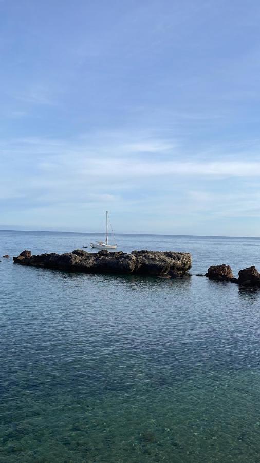 Appartamento Il Tramonto Castelsardo Exterior foto